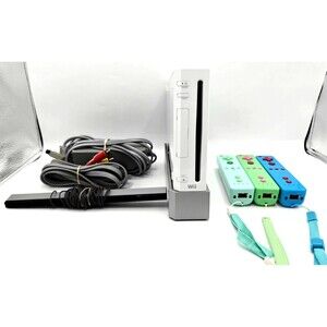 White Authentic Nintendo Wii Lot Bundle CFW Loader GX 256GB 70+ Games